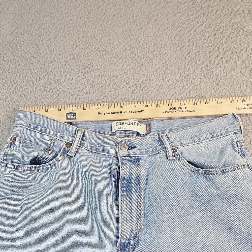 Levis 560 Jeans Mens 36x30 Light Blue Relaxed Tapered Comfort Fit Denim